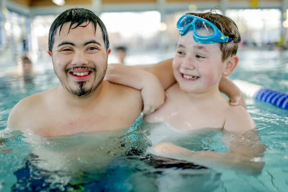 Inklusiver Schwimmkurs – Wassergewöhnung mit sonderpädagogischem Schwerpunkt